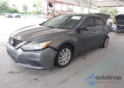 2017 Nissan Altima 2.5 S z USA, uszkodzony, nr VIN 1N4AL3AP3HC474792